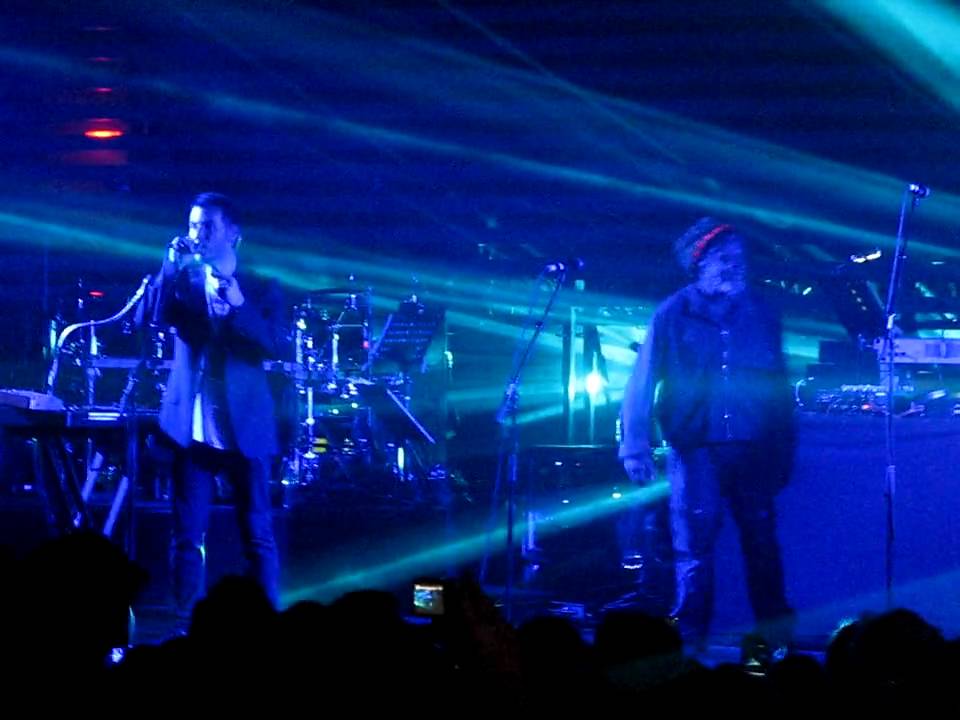 Massive Attack with Damon Albarn - Splitting The Atom - Brixton 17/09/09