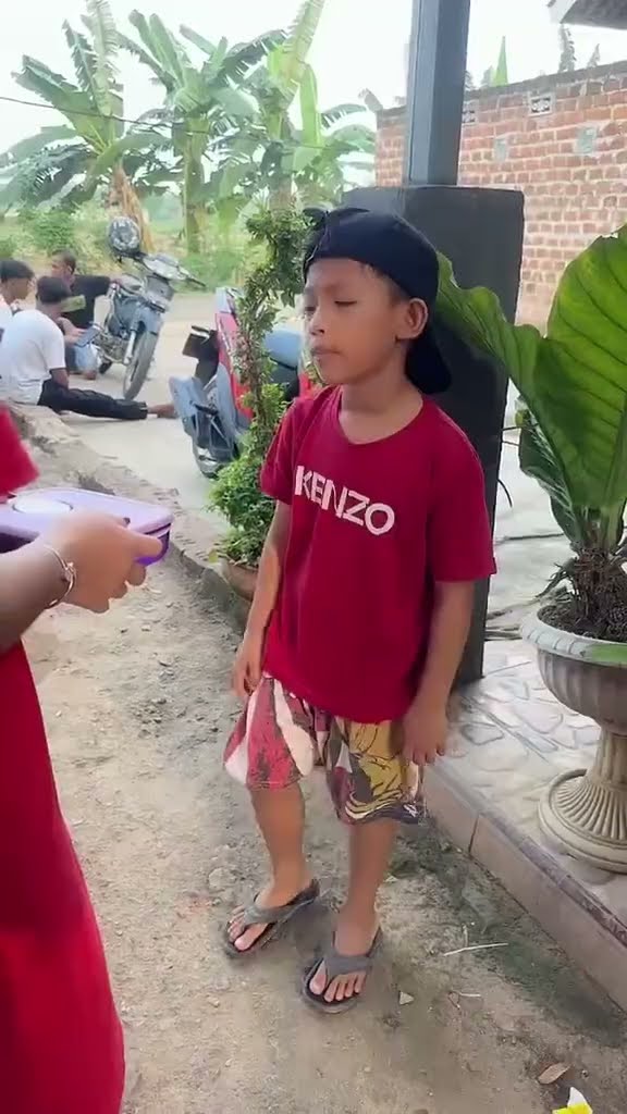 Vidio kocak dan gokil @nyaikembang1nyaikembang1 /maafin aku mama?