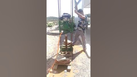 Small portable core sample drilling rig, geotechnical drill rig