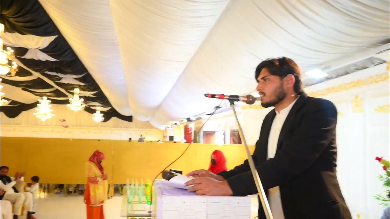 hafiz-zubair-khokhar-asas-school-jalhan-welcome-chief-guest-on-stage