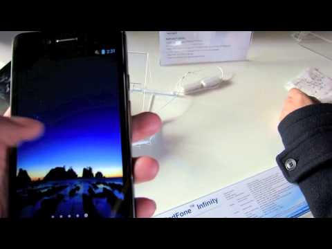 Asus Padfone Infinity hands-on