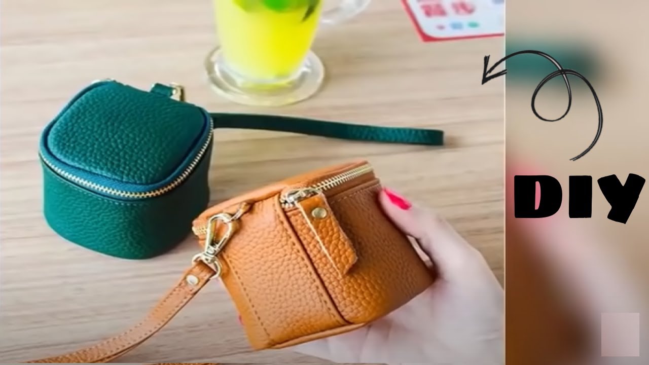 طريقة عمل شنتة نسائية / طريقة عمل حقيبة يد صغيرة / مقلمة جلد / حافظة مكياج /طريقة عمل حقيبة مكياج - YouTube طريقة عمل شنتة نسائية / طريقة عمل حقيبة يد صغيرة / مقلمة جلد / حافظة مكياج /طريقة عمل حقيبة مكياج - YouTube