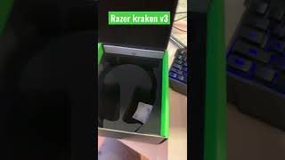 Razer Kraken v3 наушники супер крутые мне нравится.