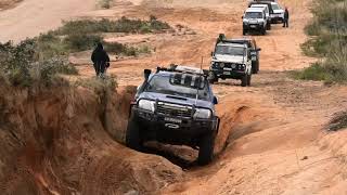 15 4x4&#39;s vs Wombat Holes - LROR 6th Annual Zig Zag Trip