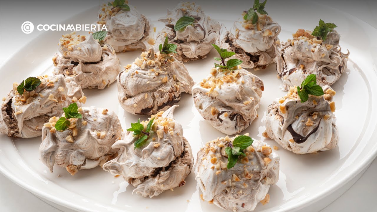 Merenguitos con avellanas | Receta dulce de Karlos Arguiñano