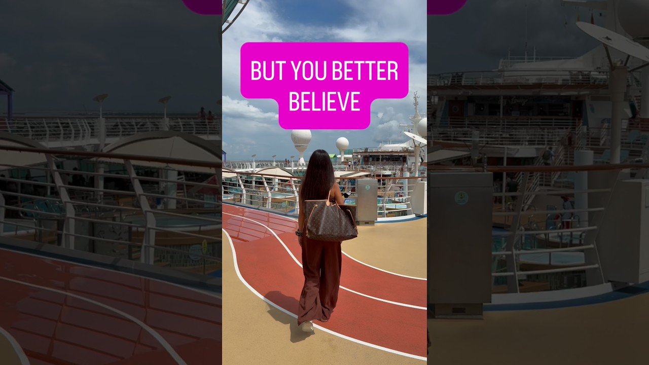 🤣🛳️ They just book themselves 😁🩷 Whose with me ?!!🤣🤣🤣 #cruisevacation #travelshorts