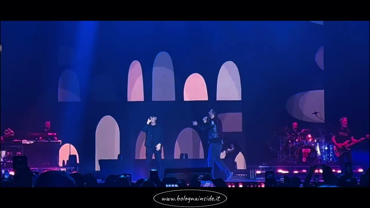 San Luca - Cesare Cremonini e Luca Carboni video by Antonio Salvioli Bologna