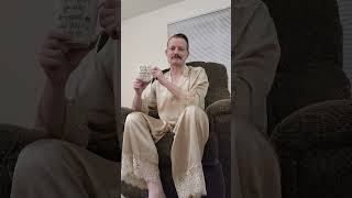 A Video Customer Review Of The Intimissimi Jennifer Lopez Luxe Silk Collection Silk Top And Bottom.