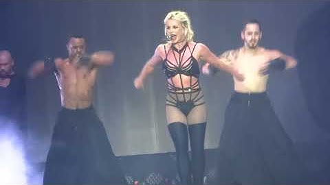 Britney Spears - ...Baby One More Time + Oops...I Did It Again - LIVE in Mönchengladbach 13.08.2018