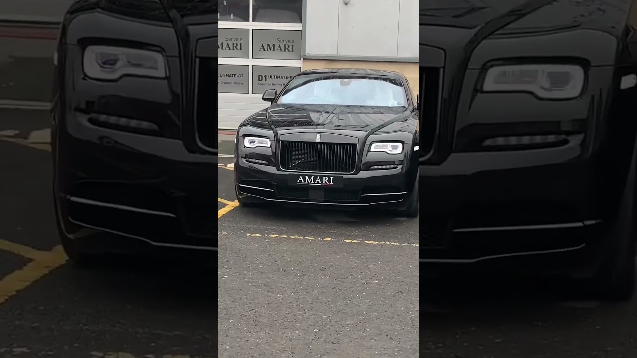 Crazy Bentley and Rolls Royce showdown!