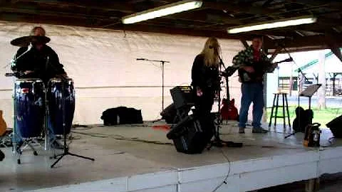 Vicki Roberts Band tequila sunrise.avi