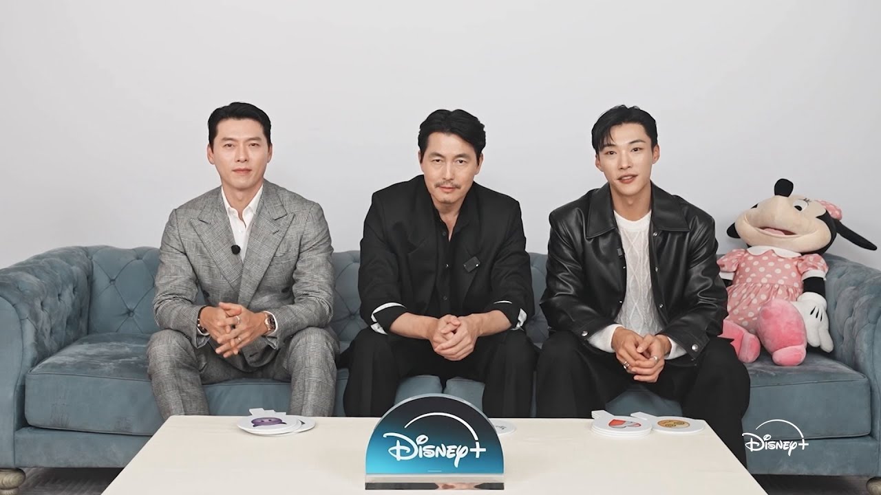 Emoji Challenge with the Cast of Made in Korea 😂🤔 | Disney+ Malaysia
