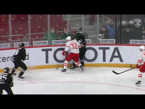 Abramov scores with one-timer