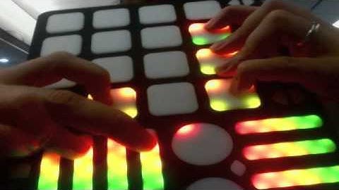 262 Quneo alienstrings