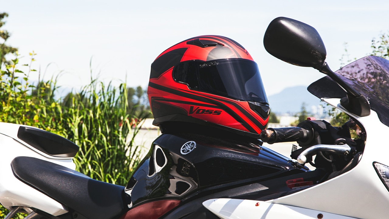 New Voss 988 Street 1 - YouTube