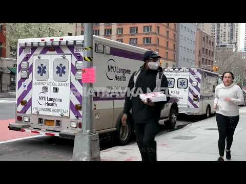 Outdoor NYC Hospitals During COVID Lockdown | New York City Pandemic Footage