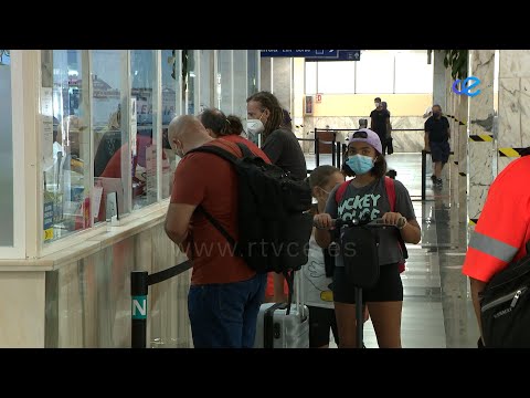 Salida en masa por el Puente de la Patrona