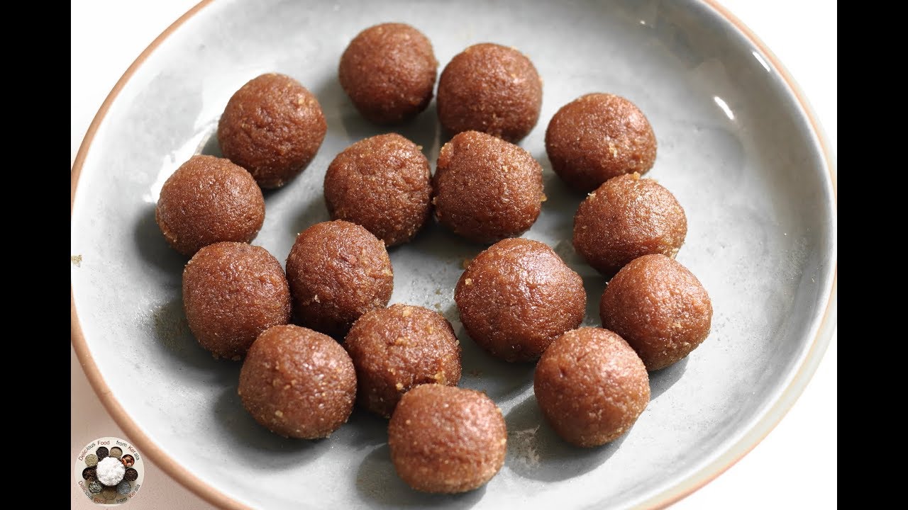 [No Music] Sweet coconut rice balls Kerala style recipe | Ari Unda ...