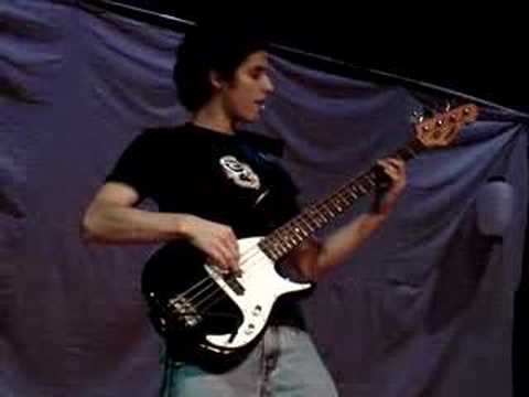 Cassis @ Anitour '07 - Carry On (Angra Cover) 6/10...