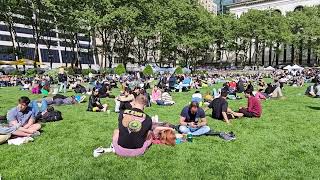 Bryant Park in New York City Spring time 2024 May. #travel #nyc #bryantpark #relaxing