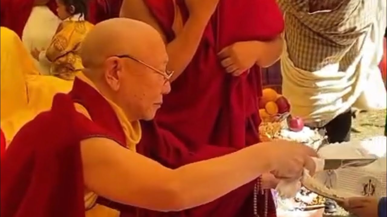 Global Peace Prayer Festival //4 Nov 17//Bhutan 🇧🇹 // Rinphoche ✨// spiritual Lama 🍀