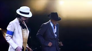 Michael Jackson — Smooth Criminal | DWT Live In Mexico 1993 [HQ] Resimi