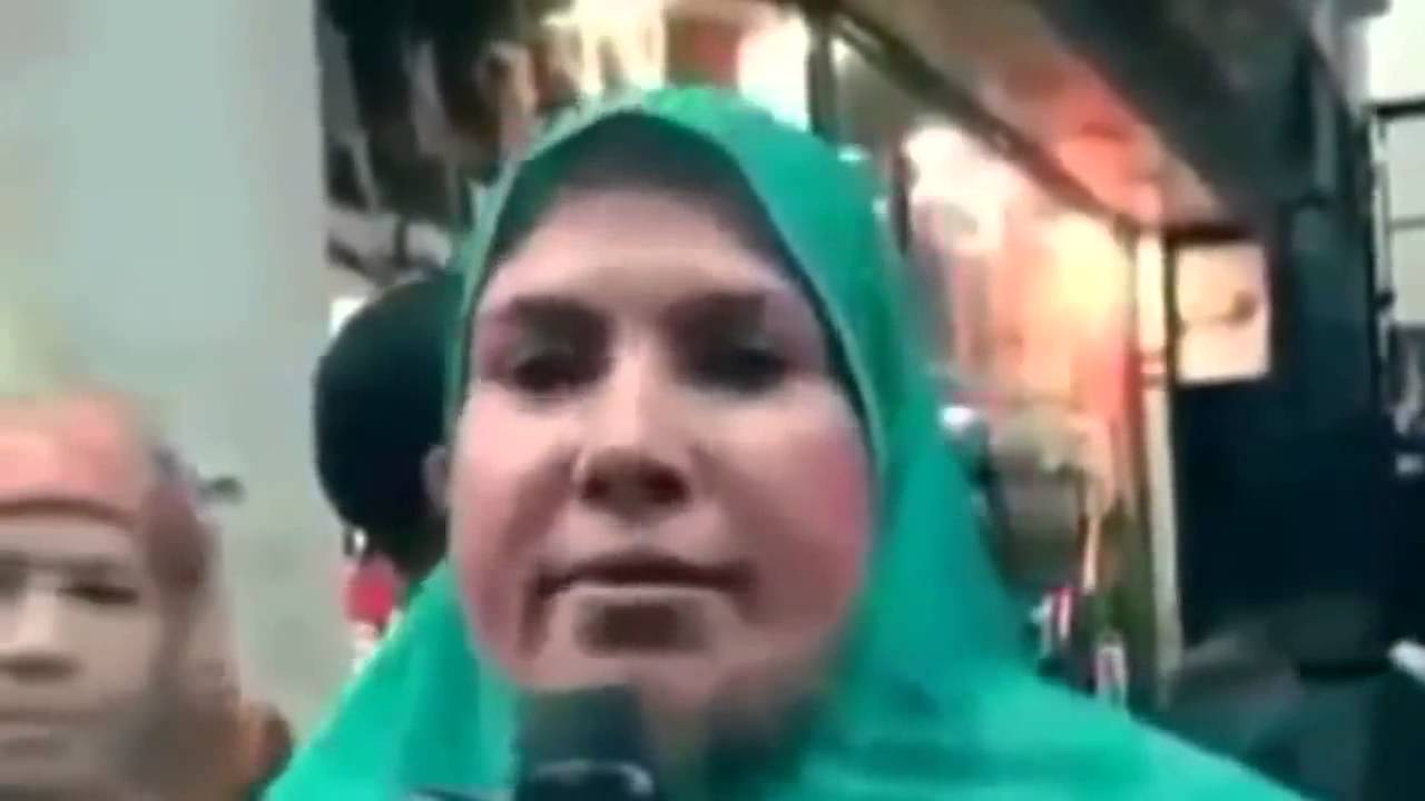 Shut Ub Your Mouse Obama! Funny Arab Women! - YouTube