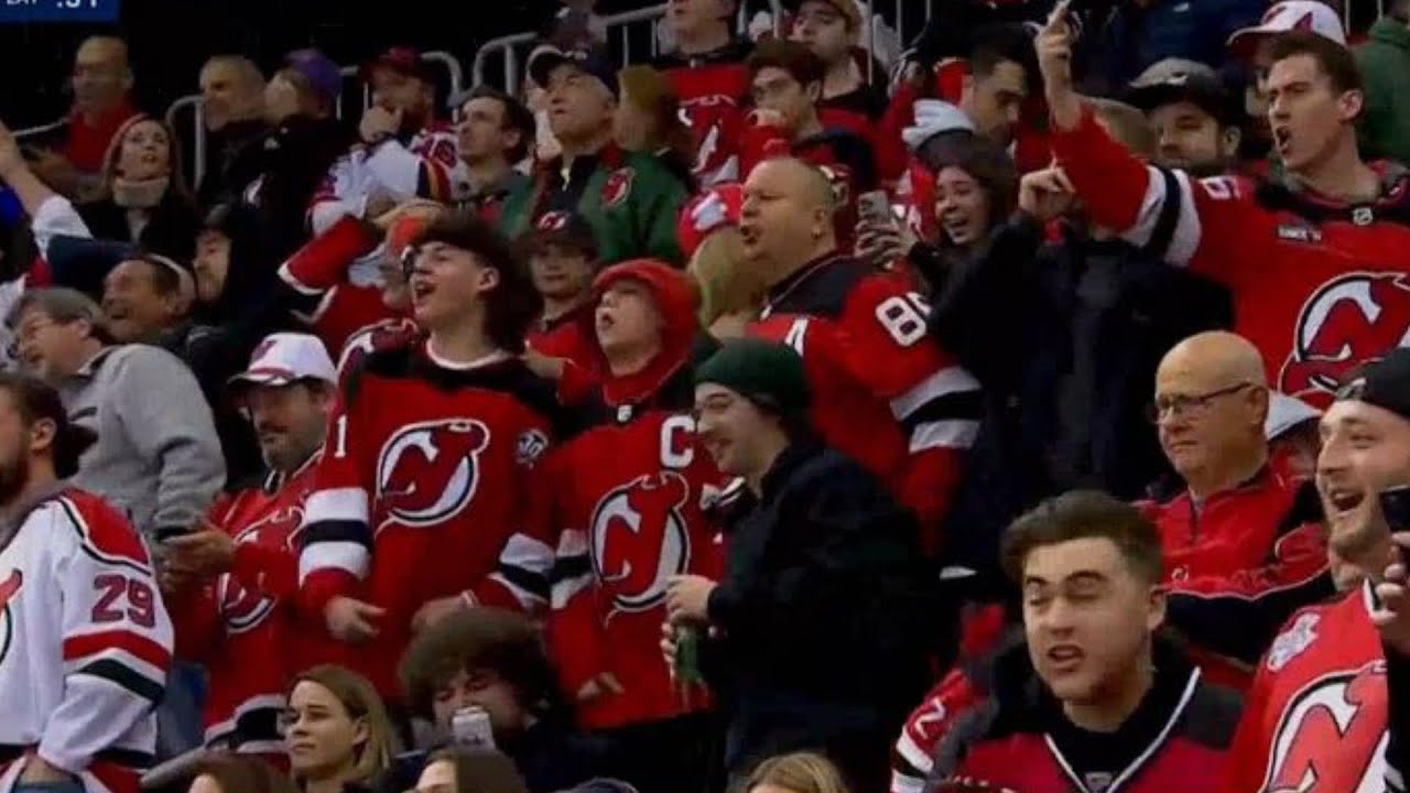 Crowd In New Jersey Throw Debris On Ice After Third Devils Goal Is
