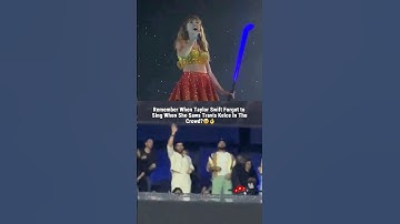 Taylor Swift Forgot to Sing When She Spotted Travis Kelce Looking At Her! #taylorswift #traviskelce