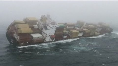 Nouvelle-Zélande: le porte-conteneur Rena sur le point de se briser