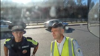 видео: Основания не нужны и проверять не хочется когда не дают. М11, где-то под Великим Новгородом. картинка: Основания не нужны и проверять не хочется когда не дают. М11, где-то под Великим Новгородом.