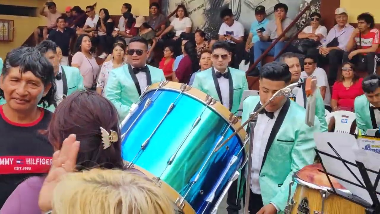 GRAN BANDA SENSACION CHORRILLANA DE HUAROCHIRI EN COCHAS MIX HUAYNOS POPULARES🎷🎷🎷🎺🎺🎺