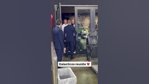 Zinedine Zidane & David Beckham reunited at the U.S. Open Cup 😤