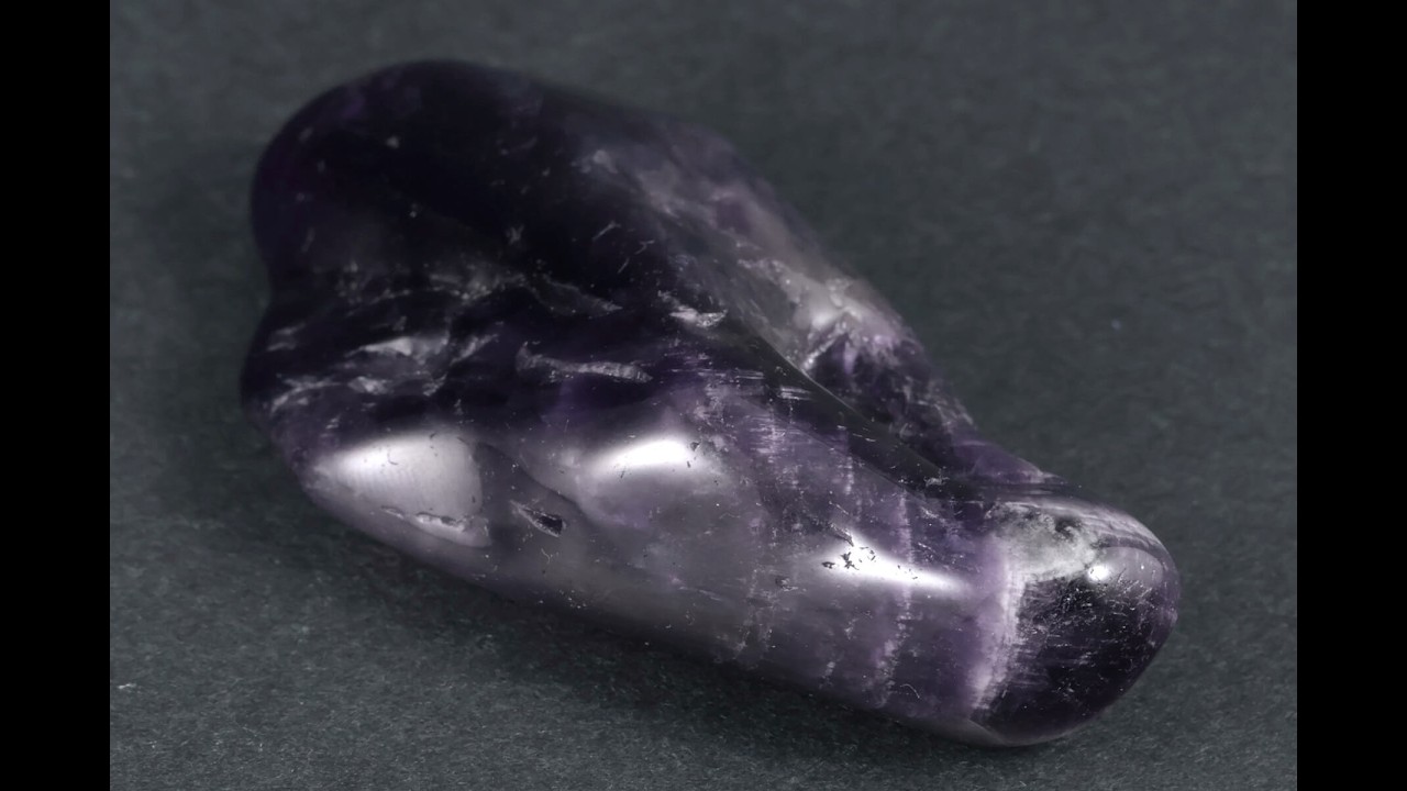 アメジスト 濃紫が綺麗✨ 大きな紫水晶 原石1面磨き556 アメジスト(紫水晶) 原石 磨き 45.2g / Amethyst - YouTube