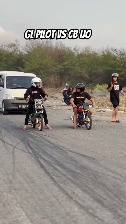 GL PILOT VS CB IJO DI LANDASAN PACU JOGJAKARTA