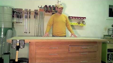 Assembly Table / Workbench: Cutting the Parts