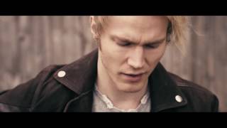 Video thumbnail of "Lauri Yrjölä - Sun vieressä (Official music video)"