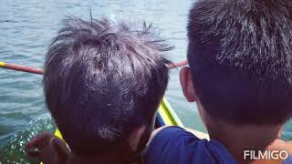 Ligo,Laag Sa Kadagatan Uban Ang Duha Ka Bata Nga Ulit Ug Ligo