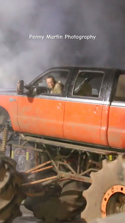 King Krush Queen Pulling her Weight #ford #tugowar #monster #truck #pulls #offroad #mudbog #shorts