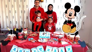 Celebran El Cumpleaños Los Musulmanes En Turquía? Mickey Mouse