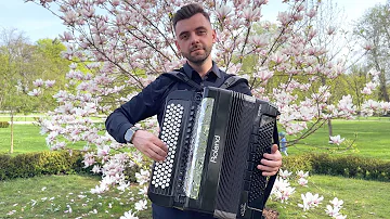 Paris - French Accordion Waltz (Accordionman)