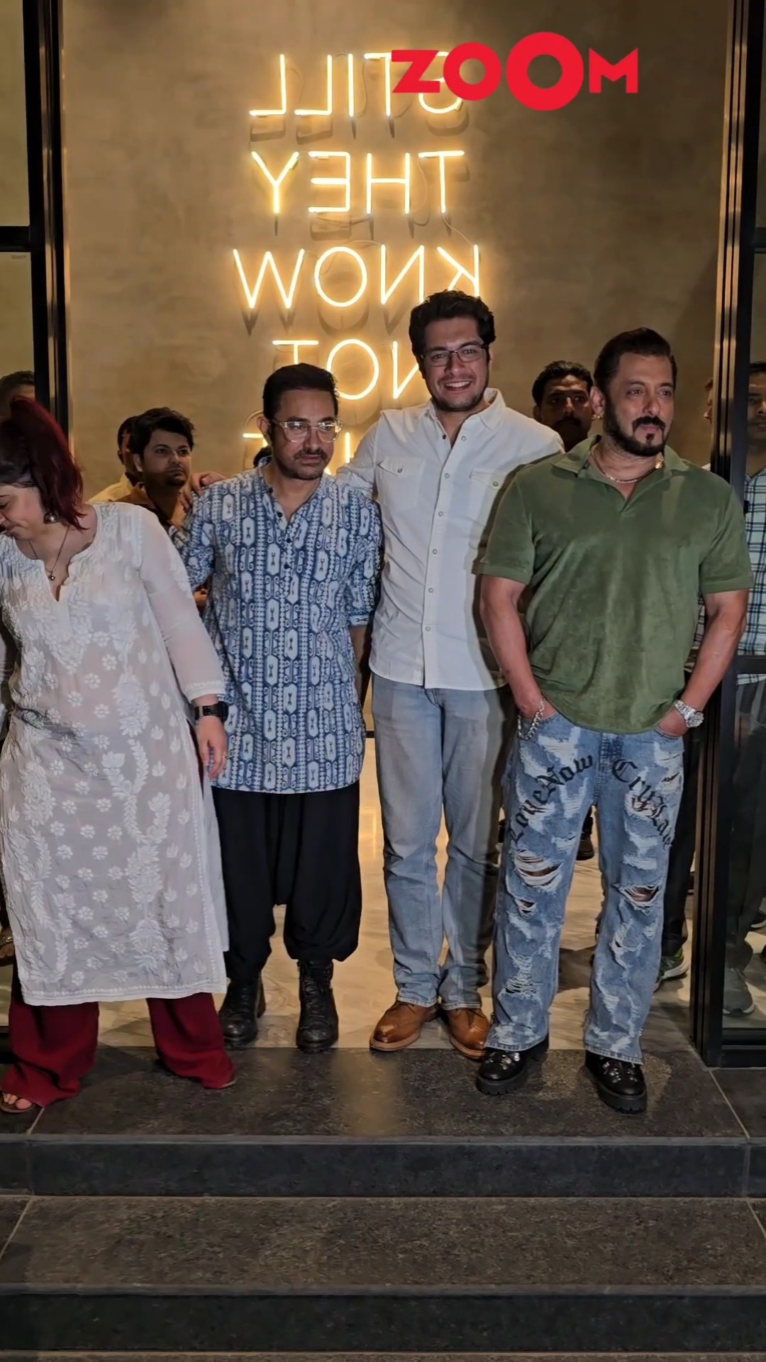 Salman Khan POSES with Aamir Khan and his kids' post Loveyapa's screening ? #shorts