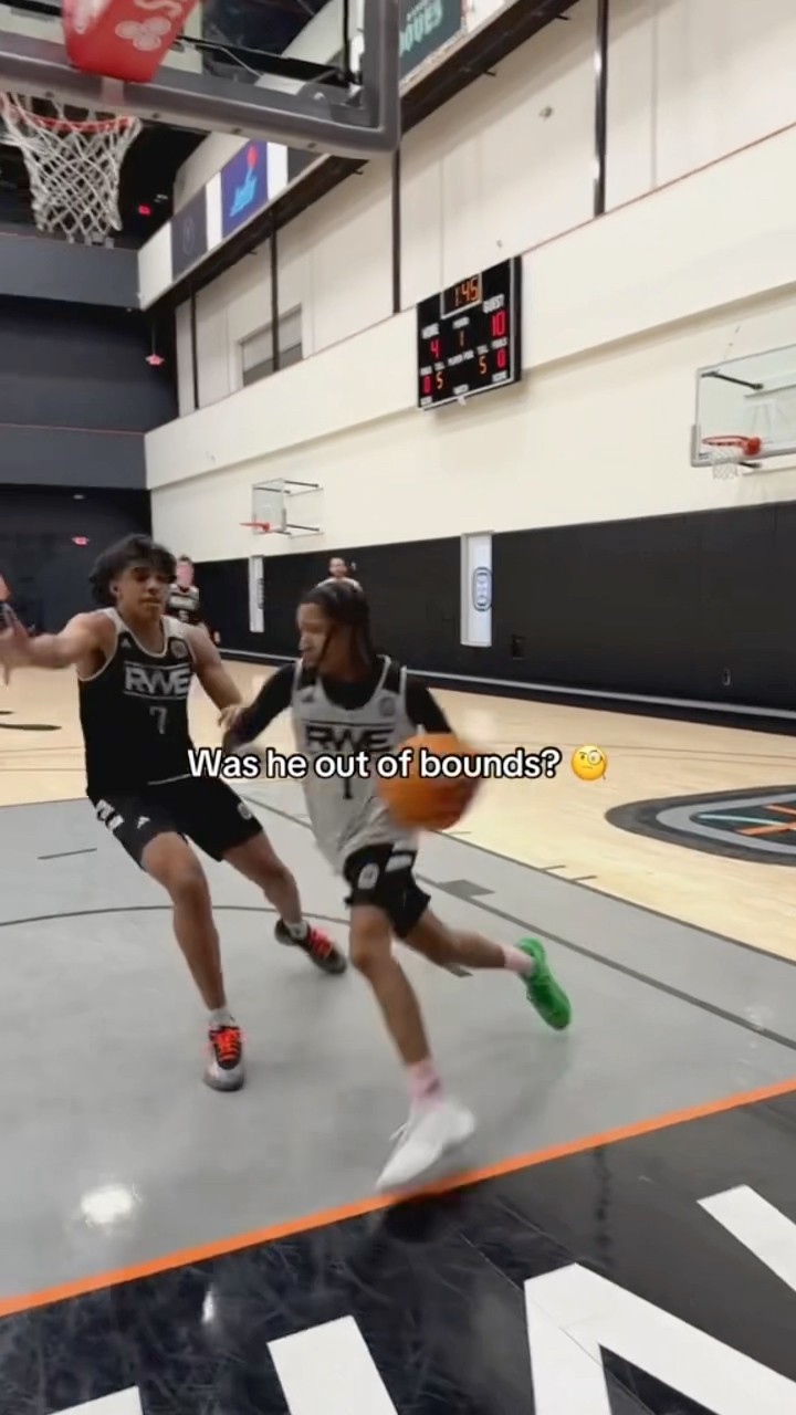 Melo so sneaky ? RWE vs YNG Saturday at 7 pm YouTube ?? #shorts #basketball #overtime #ote