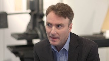 How are the standards of English language changing?