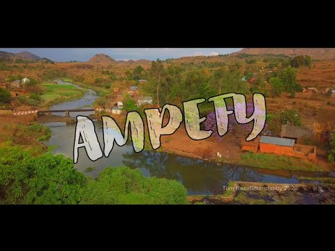 Voyage au Geyser & Chute de la Lily  d'Ampefy à Madagascar 4k   ( UHD )