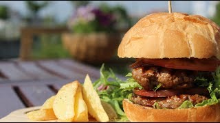 バンズから作るハンバーガー