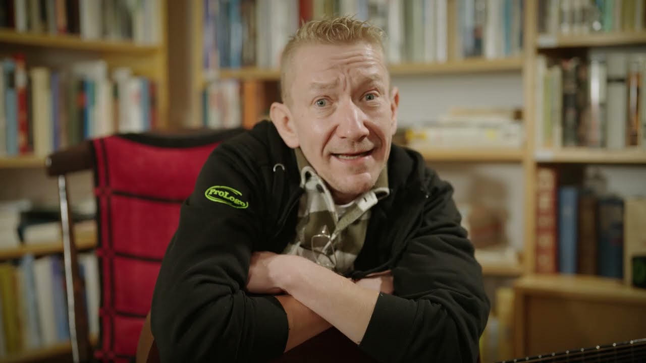 Yölintu: Päätalo ja Huovinen (Official Music Video)