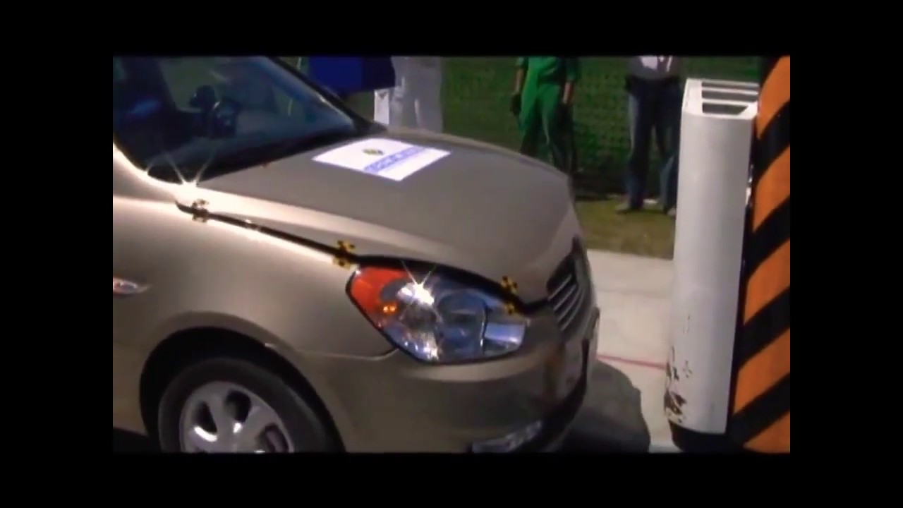 Hyundai Accent Era yavaş çarpışma testi şaşıracaksınız