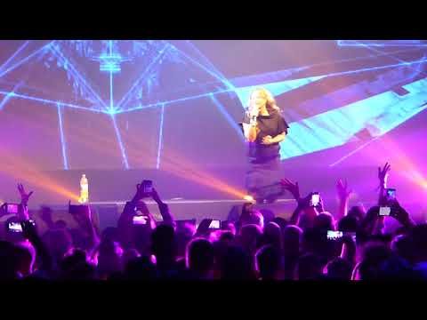 Charlotte Perelli - Hero | LIVE at EUROCLUB (Tel Aviv 2019)