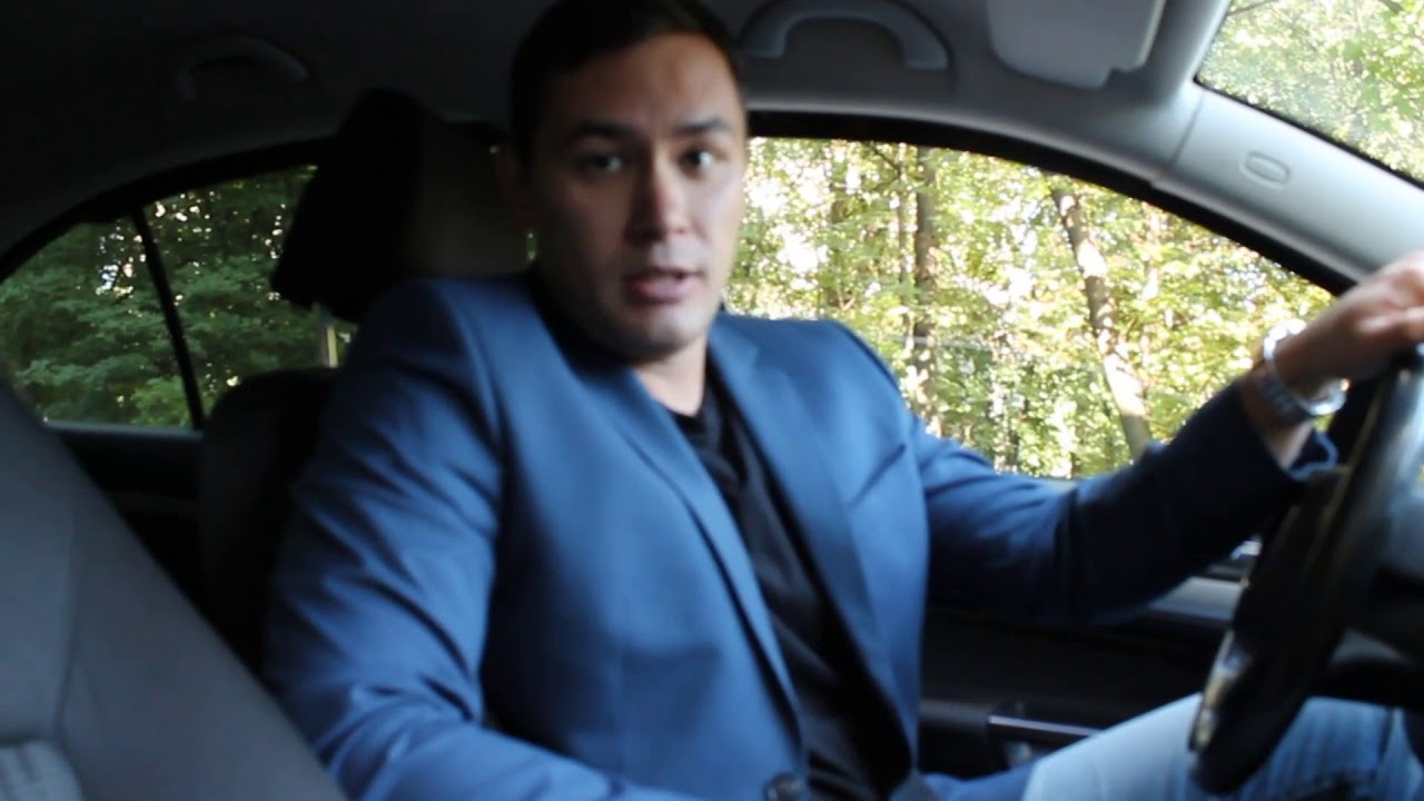 Заказал шлюху в машину